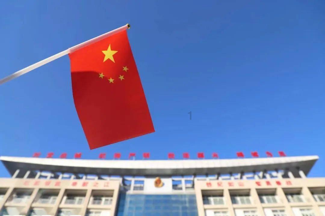 章鱼喷墨汁