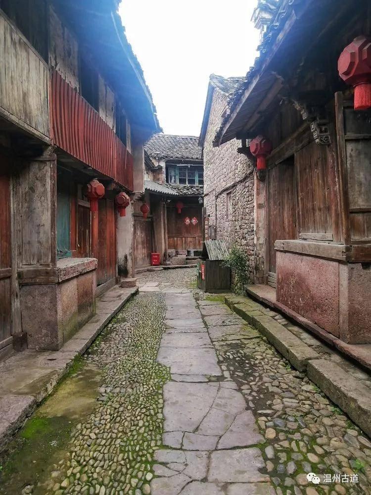 骑士的侍从
